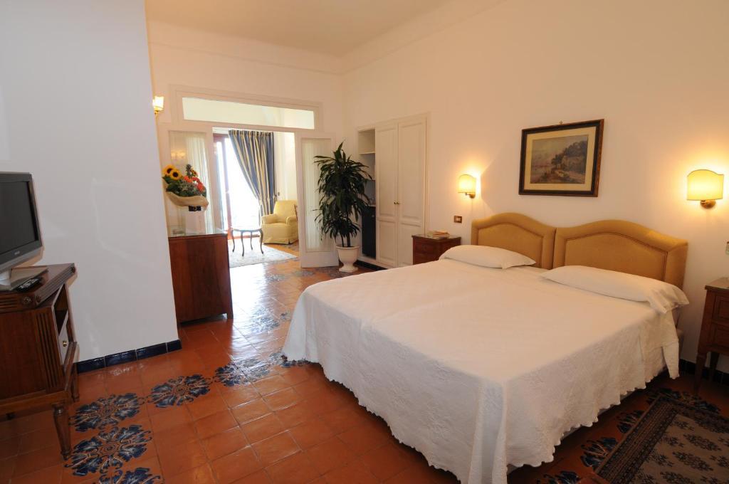 Deluxe Suite Sea View